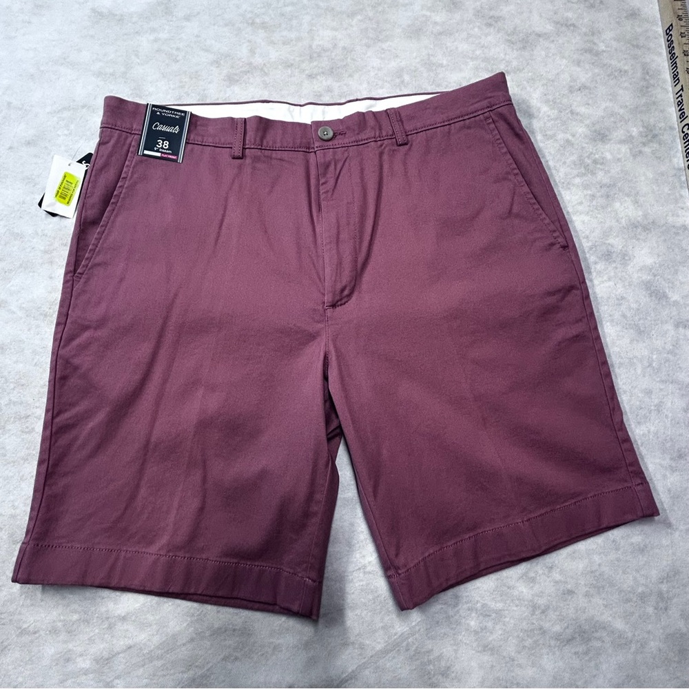 NWT Roundtree & Yorke Men's Burgundy Flat Front Shorts Men’s‎ 38